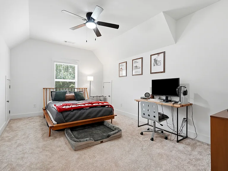 2049 Chestnut Oak Trl — Photo 34