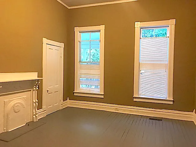 627 W Broad St — Photo 9