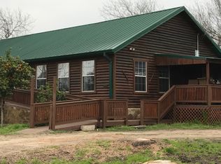 517 Lucas Ave, Palacios, TX 77465
