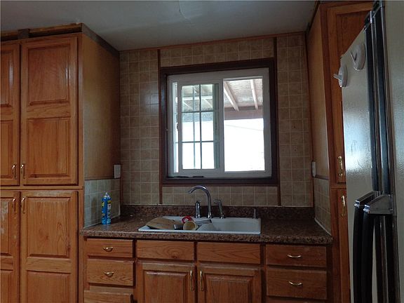 2nd image of 5925 Delta Dr