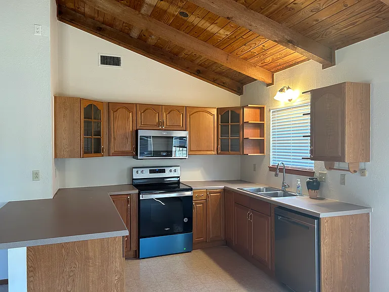 3715 Red Bird Trl — Photo 13