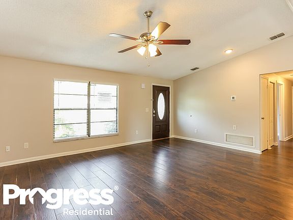 2nd image of 7042 Prellie St