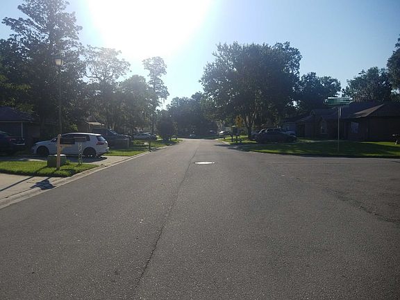 5th image of 4329 Lake Woodbourne Dr