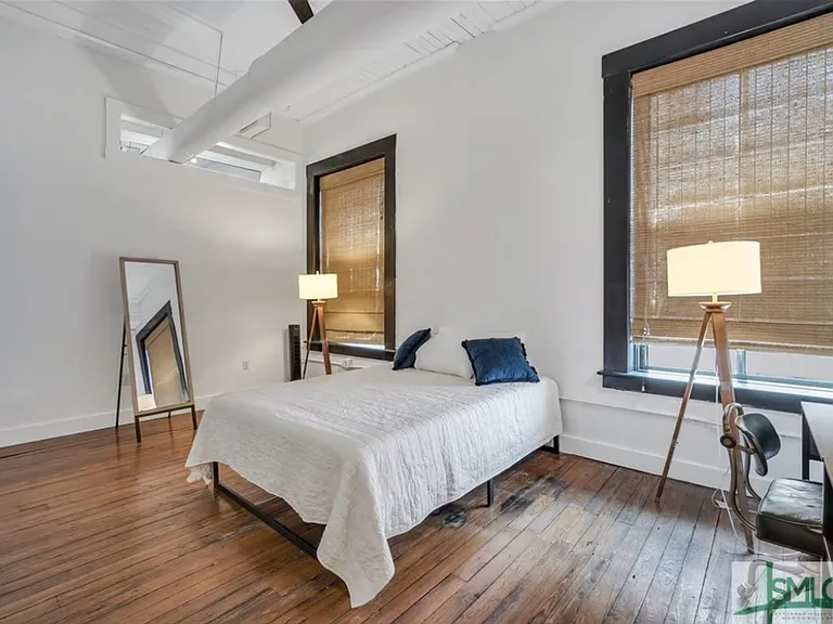 101 Barnard St #300 — Photo 22