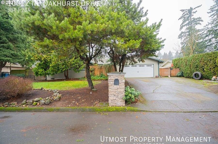 1st image of 10012 NE Oakhurst Dr