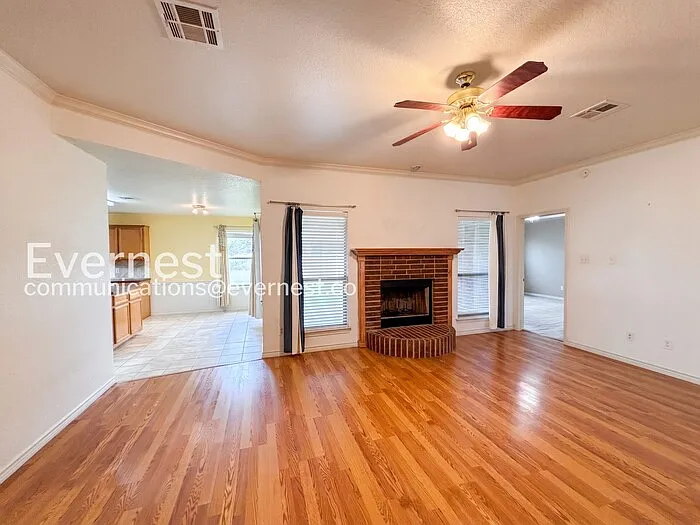3705 Barbed Wire Dr — Photo 8