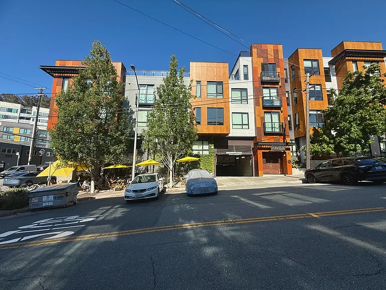1300 22nd St #319 — Photo 19
