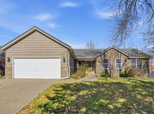6812 Underwood Ave SW, Cedar Rapids, IA 52404