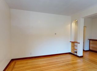 2340 Hilgard Ave #B-1, Berkeley, CA 94709