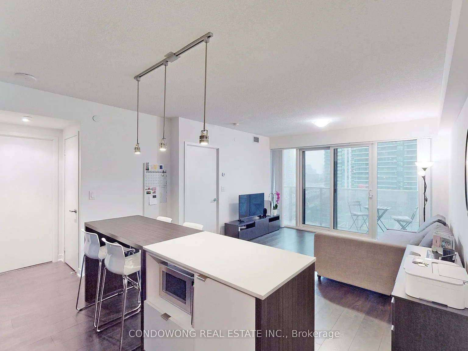 Harbour Plaza East — Photo 2
