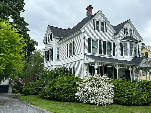 102 Prescott St #2 Photo 1