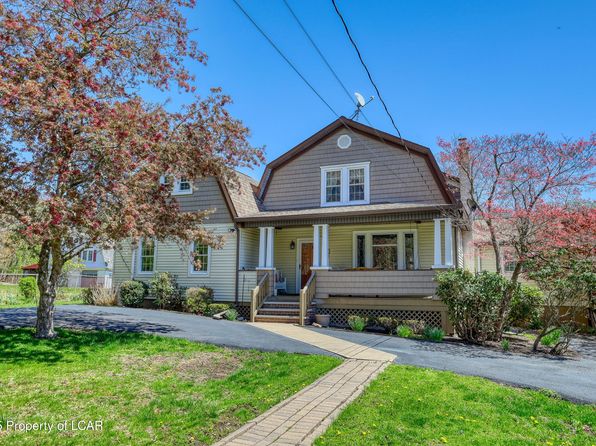 79 Heslop Rd, Mountain Top, PA 18707