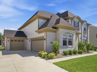 1326 Blueberry Cv, Grove City, OH 43123