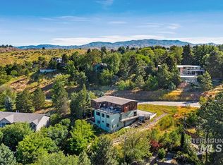 1015 E Shaw Mountain Rd, Boise, ID 83712