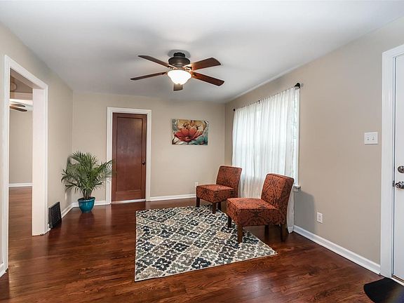 4th image of 10326 Saint Joan Ln
