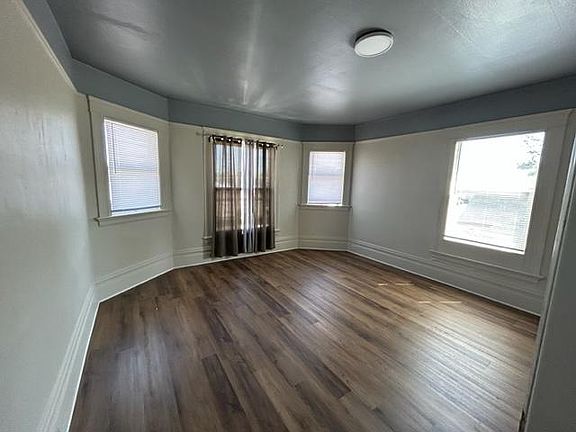 2nd image of 414 W Lockeford St APT 3