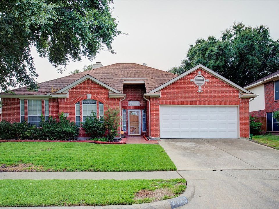 1st image of 2725 White Oak Dr