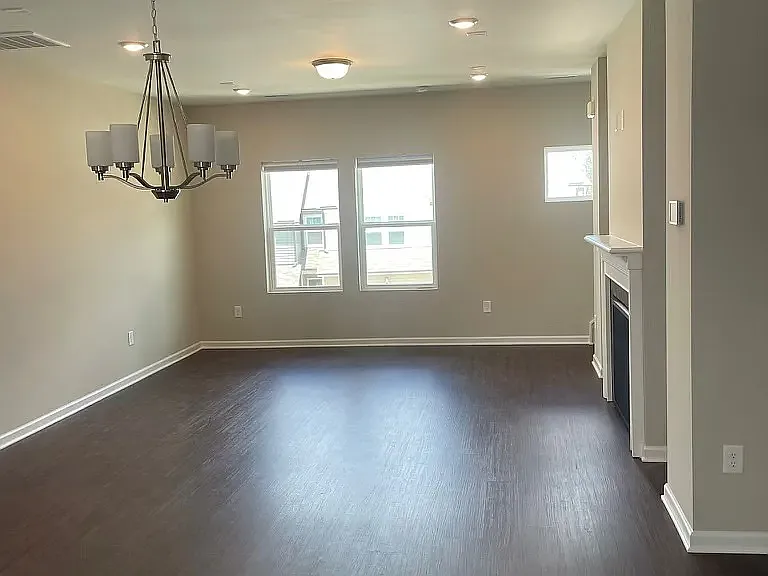 207 Adobe Pl — Photo 19