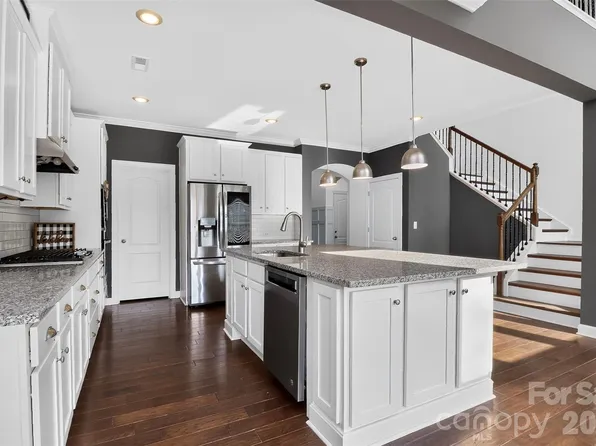 6071 Drave Ln, Fort Mill, SC 29715