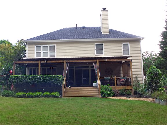 2nd image of 710 Woodbrook Way