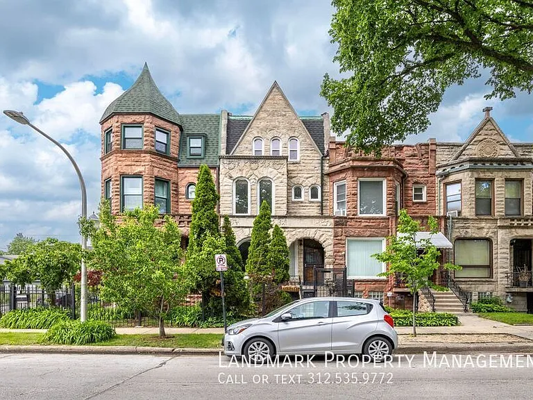 4758 S Champlain Ave — Photo 1
