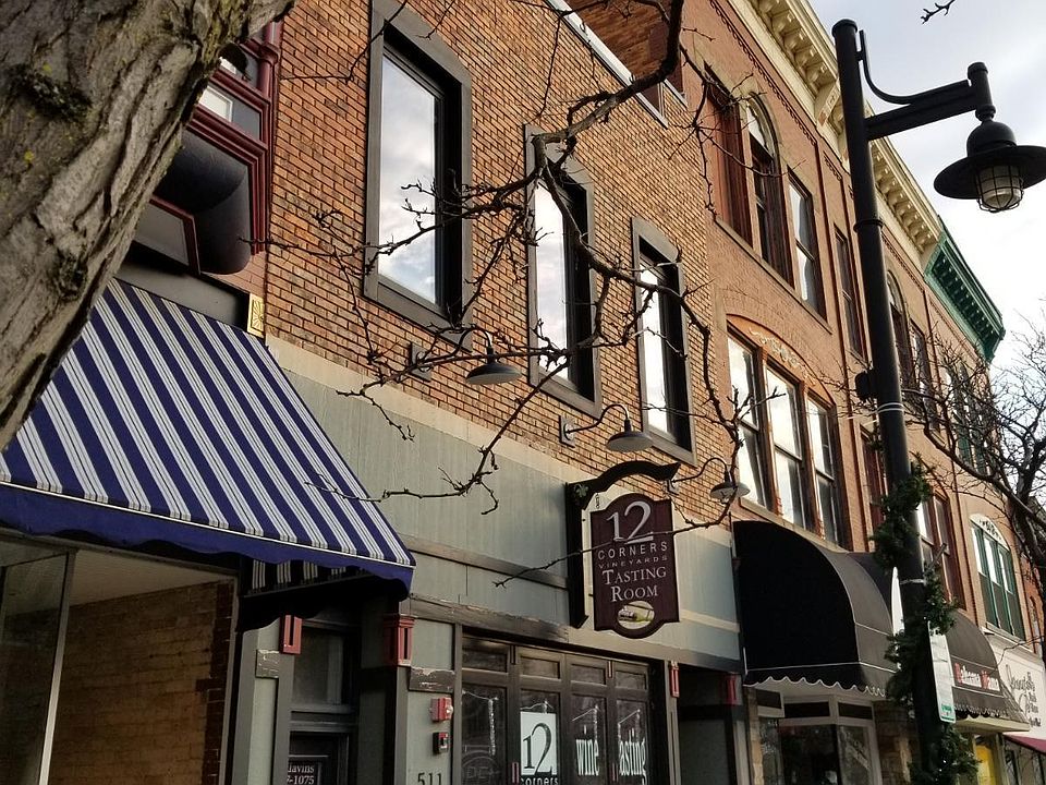 1st image of 511 Phoenix St