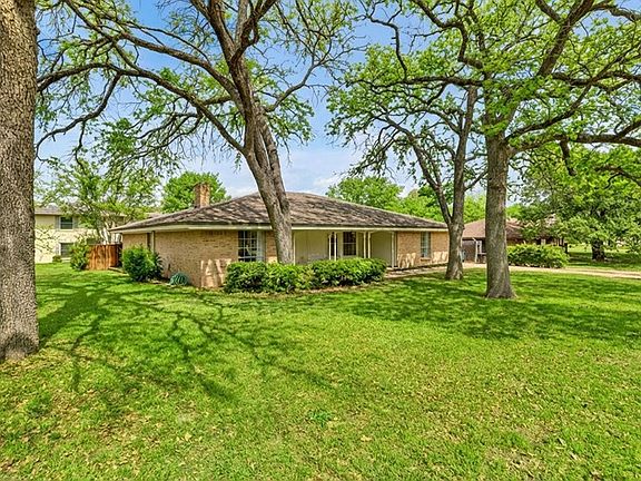 2nd image of 241 Timberlake Dr