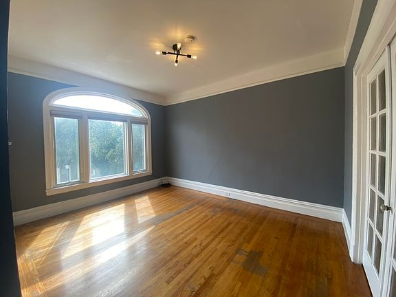 3rd image of 540 Vallejo St