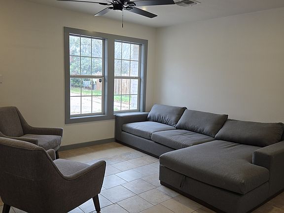 4th image of 10003 Quail Valley Blvd Unit B