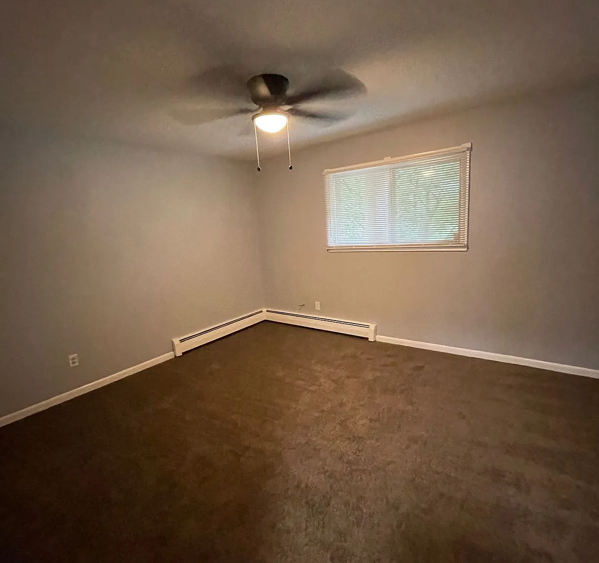 2 bed, 750 sqft, $1,295 — Photo 3