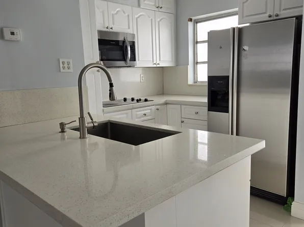 (undisclosed Address), Miami Beach, FL 33139