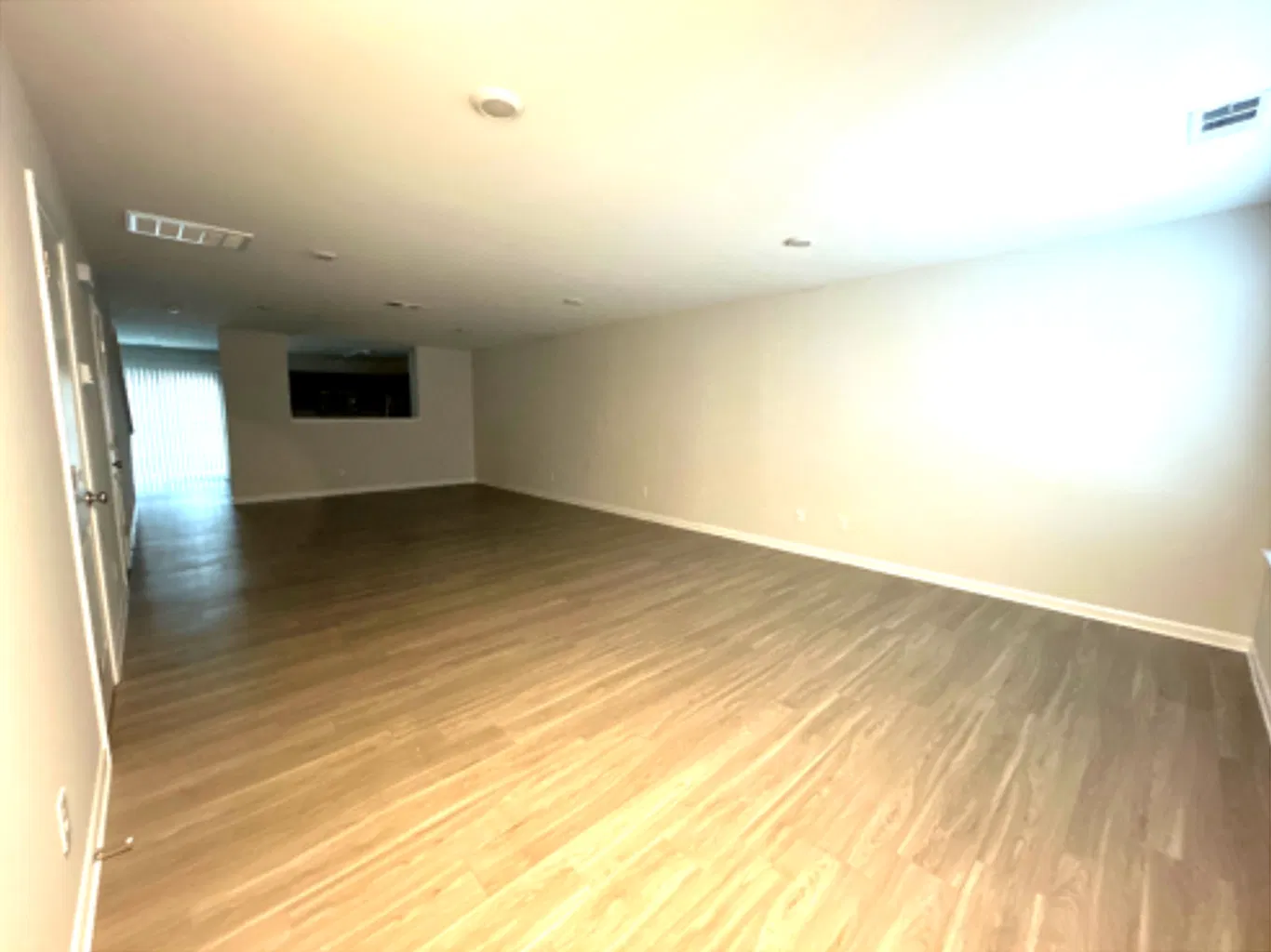 8 SAW — Photo 4