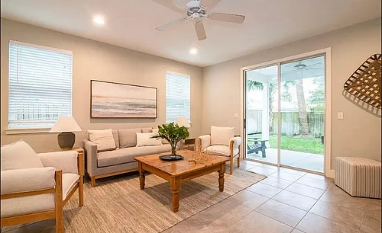 3 bed, 2.5 bath, 1513 sqft, $2,850 — Photo 1
