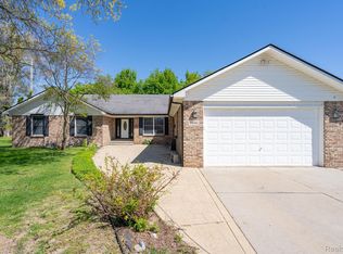 11681 Bannister Ct, Utica, MI 48315
