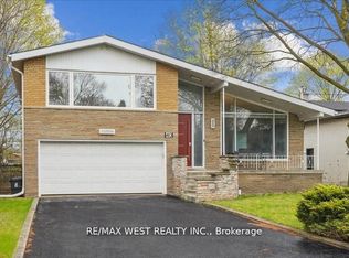 40 Arlstan Dr, Toronto, ON M3H 4V9