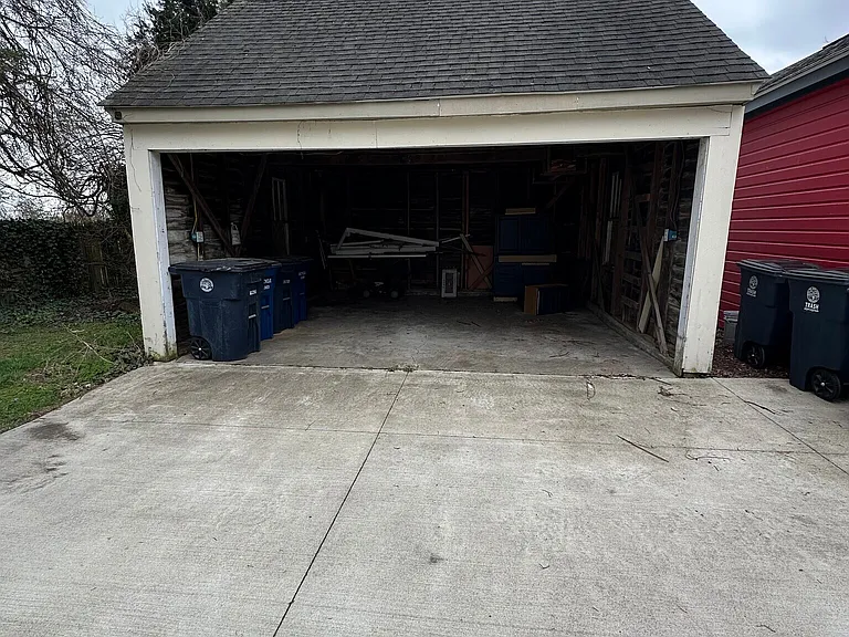 829 Miller Ave — Photo 21