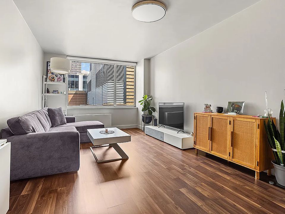 1st image of 120 Riverside Blvd APT 8G