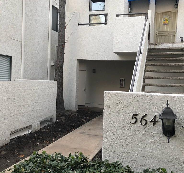 1st image of 564 Park Shadow Ct