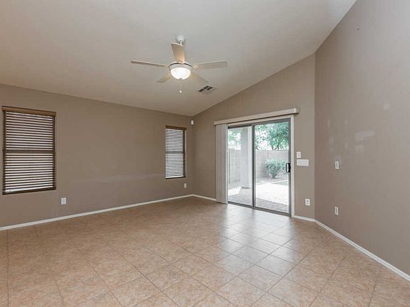 4th image of 41711 W Somerset Dr