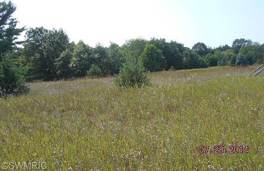 5th image of 4101 N Us 31