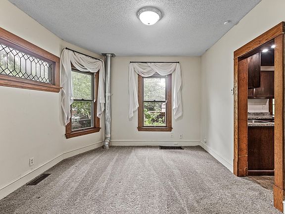 5th image of 3019 Colfax Ave N