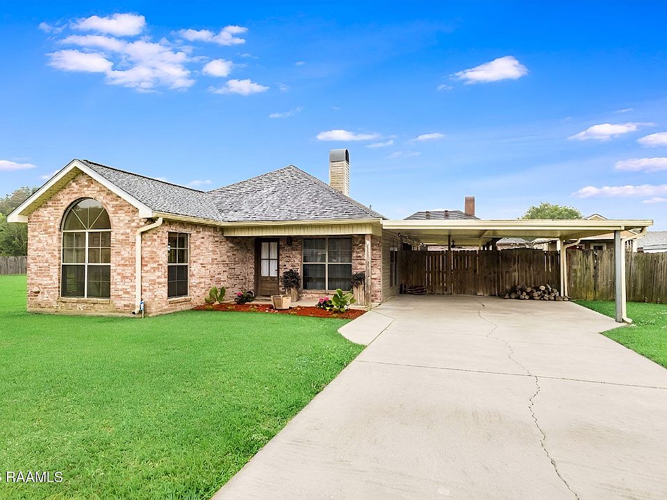 1st image of 408 Courtney Dr