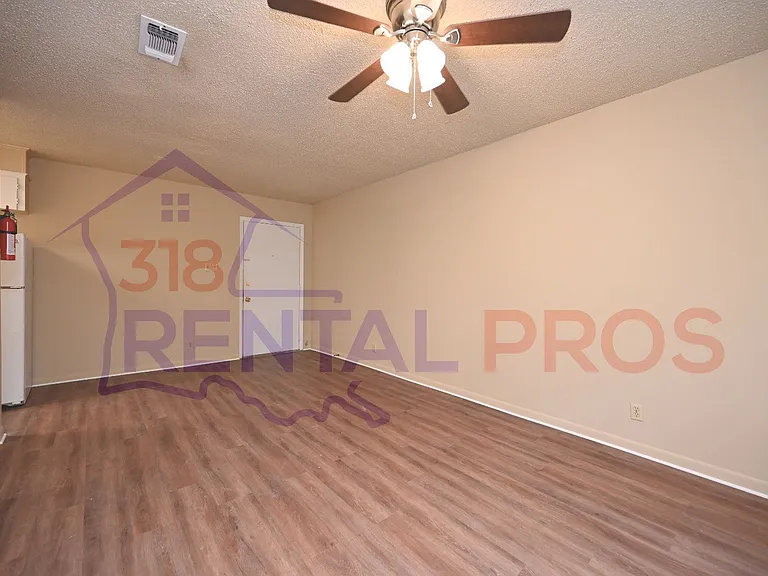 1701 W California Ave — Photo 14