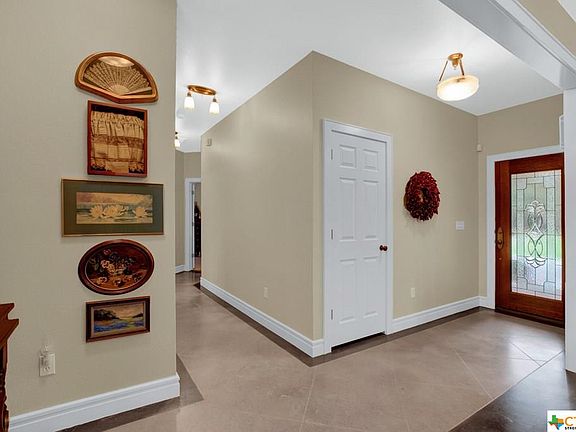4th image of 763 Falconwood Dr