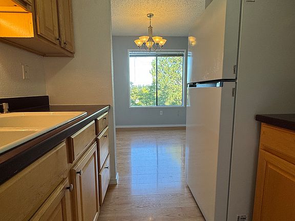 5th image of 14441 127th Ln NE APT S6