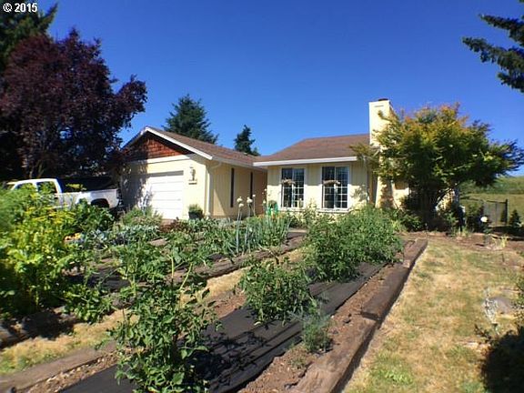 2nd image of 3413 NE 103rd Ave