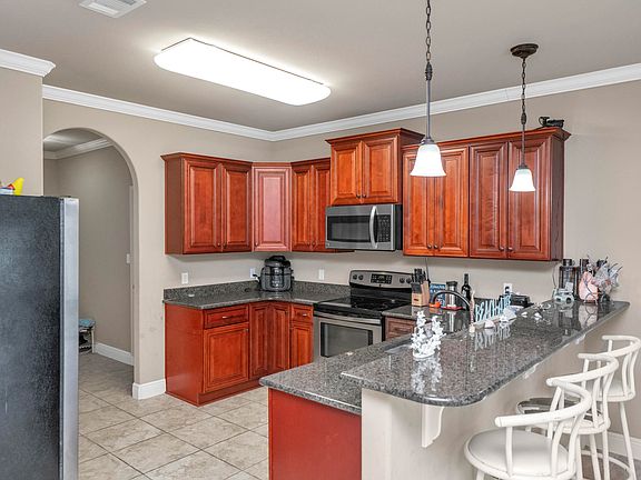 5th image of 1746 Sound Haven Ct
