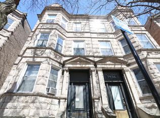 1438 W Flournoy St APT 2F, Chicago, IL 60607
