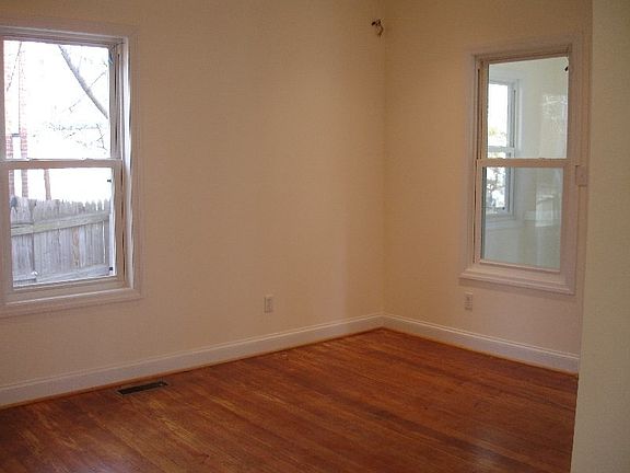 2nd image of 2206 S Grant St APT B