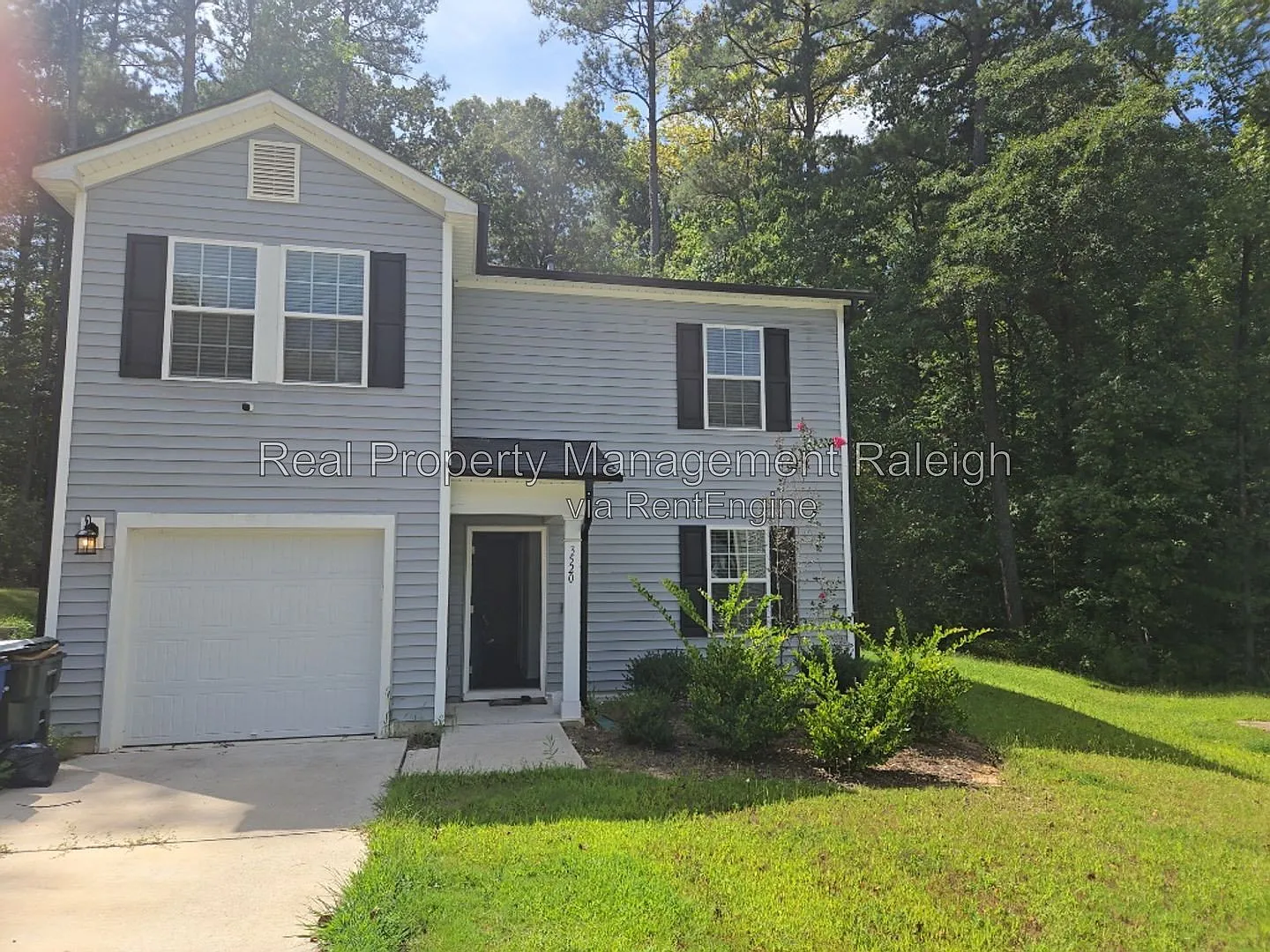 4 bed, 2.5 bath, 1750 sqft, $2,000 — Photo 1
